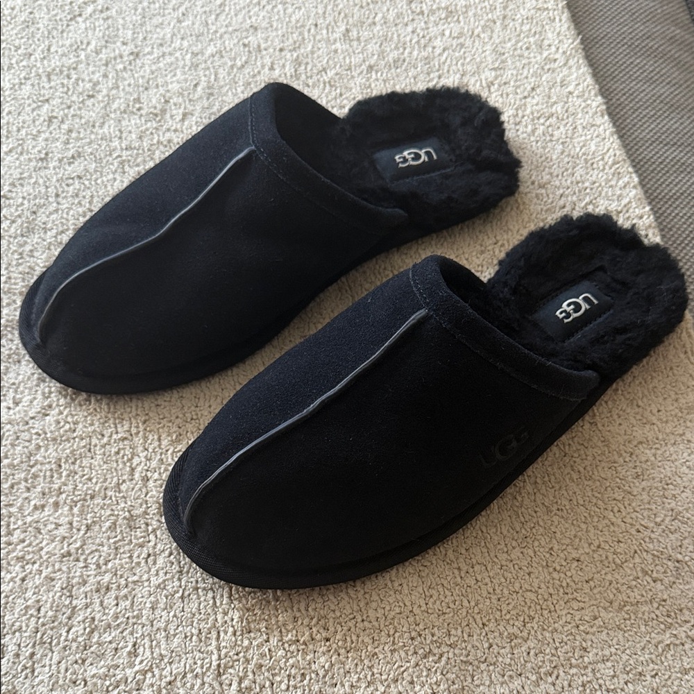 UGG Black Cozy Slippers